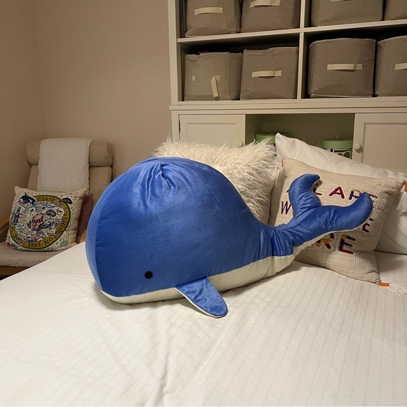 Pier 1 Blue and White Whale Pillow - Picture 1 of 4